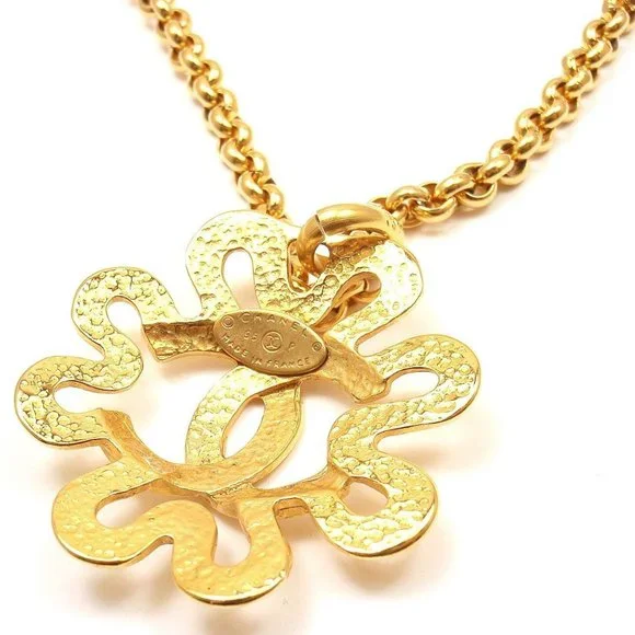 Authentic Chanel Vintage Gold Tone Logo Cc Daisy Necklace - Picture 5 of 5